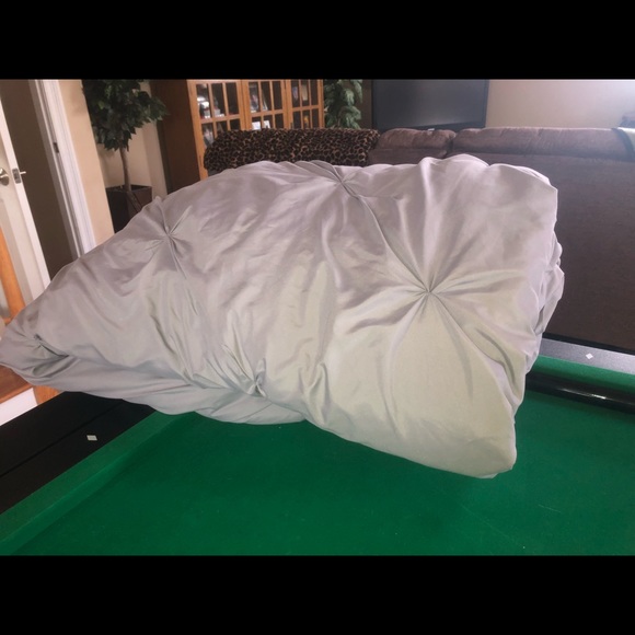 Comforter w sheet set - Picture 2 of 7